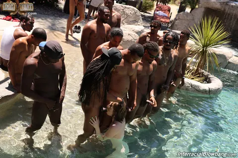 Aliya Brynn: Brunette Takes Multiple Facials in Outdoor Interracial Gangbang – photo 12 of 21