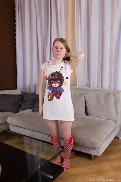Gina Lin: Slim Russian Blonde Strips Out of Her Panties – photo 1 of 17