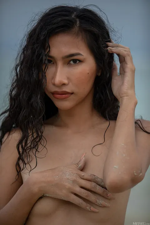 Slim Asian Brunette Poses in a Bikini on the Beach and Strips Nude – photo 21 of 21