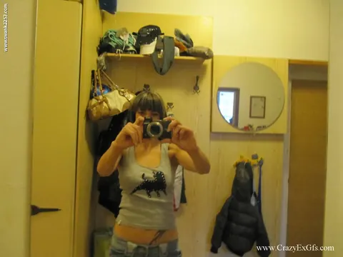 Mellie: Redhead PAWG Flashes Her Pussy and Ass in Shorts – photo 3 of 18
