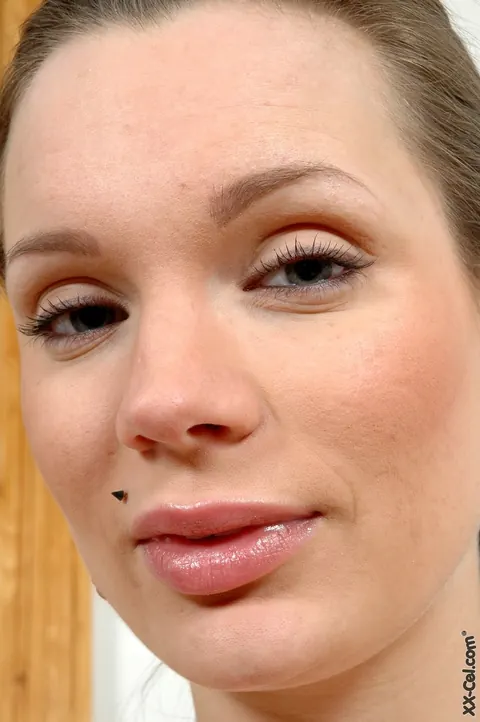 Kyla Fox: Pregnant Czech Babe Strips Nude and Shows Her Natural Tits – photo 12 of 20