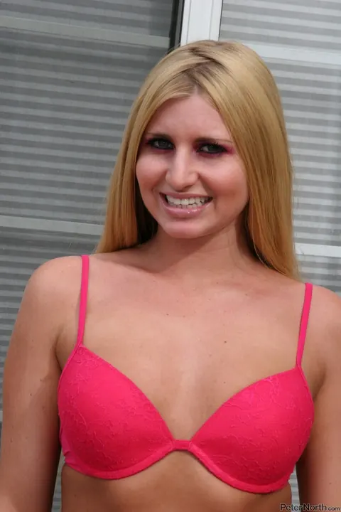 LaRin Lane B: Blonde Kneels for a Blowjob and Swallows His Load – photo 2 of 17