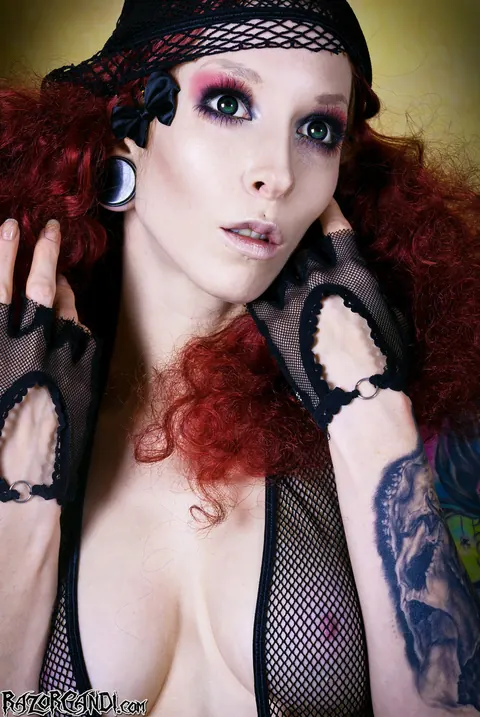 Razor Candi: Slim Tattooed Redhead Strips Out of Her Lingerie and Spreads – photo 5 of 15