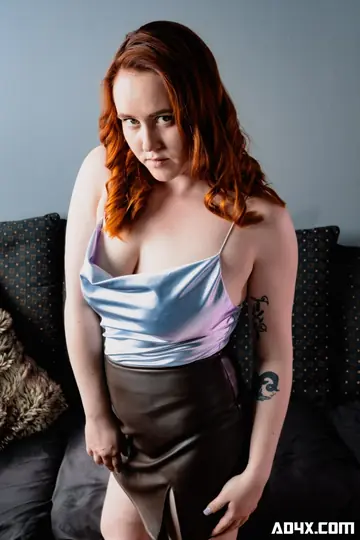 Lexa Reed – Redhead Sucks and Fucks in a Skirt with Her Hair Pulled