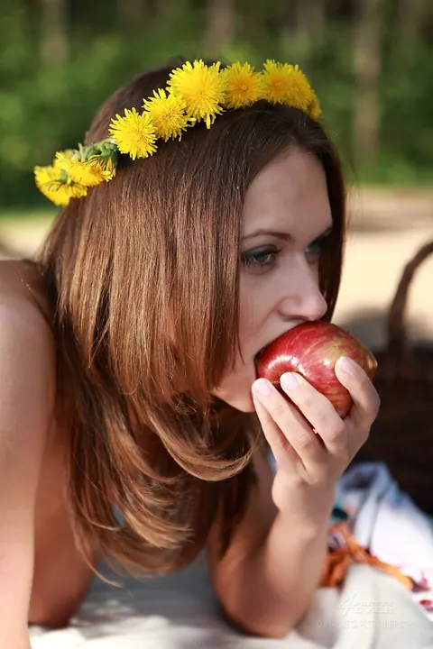 European Redhead Strips Out of Her Bikini in the Forest – photo 13 of 16