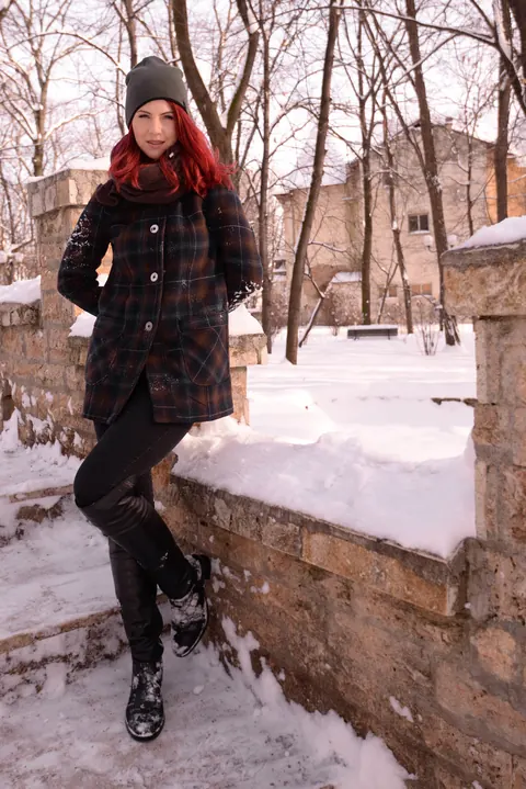Redhead Strikes Poses Outdoors While Staying Clothed – photo 15 of 17