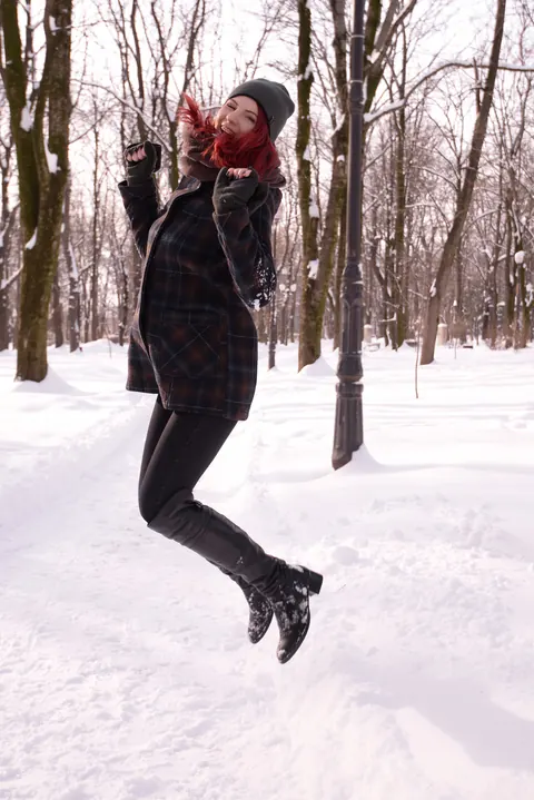 Redhead Strikes Poses Outdoors While Staying Clothed – photo 17 of 17