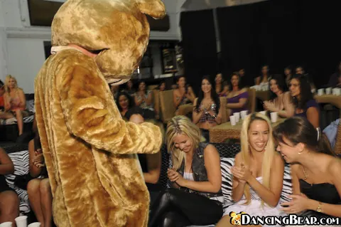 Ingrid Swenson: Party Babes Suck and Stroke a Male Stripper – photo 2 of 16