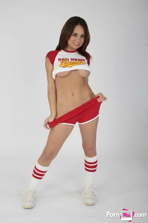 Holly West: PAWG Brunette Flaunts Her Big Ass in Shorts – photo 9 of 21