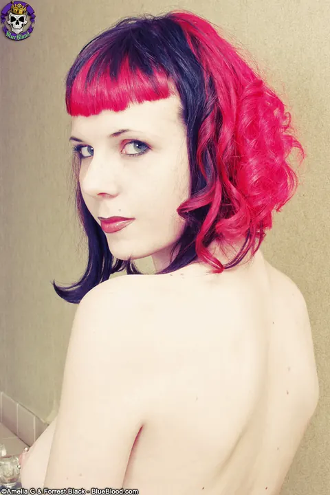Szandora: Thick Redhead MILF Climbs on the Table and Spreads Her Ass – photo 15 of 15