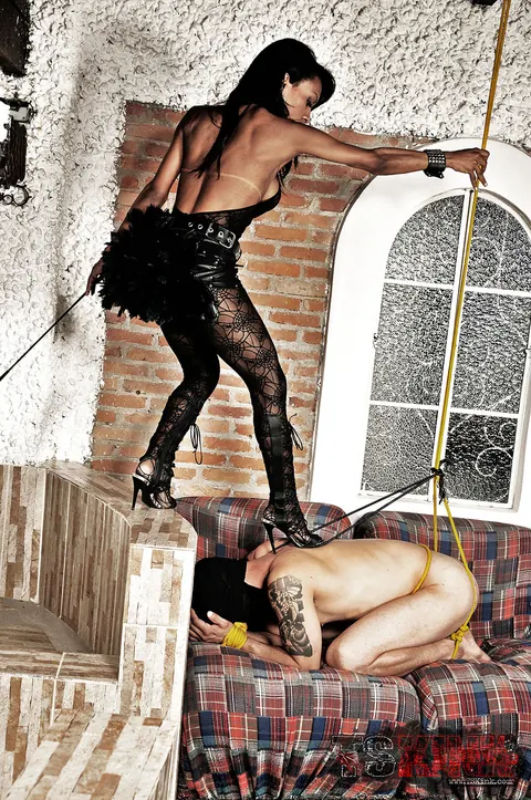 Ebony Trans Dominatrix Fucks Slave and Cums – photo 3 of 21