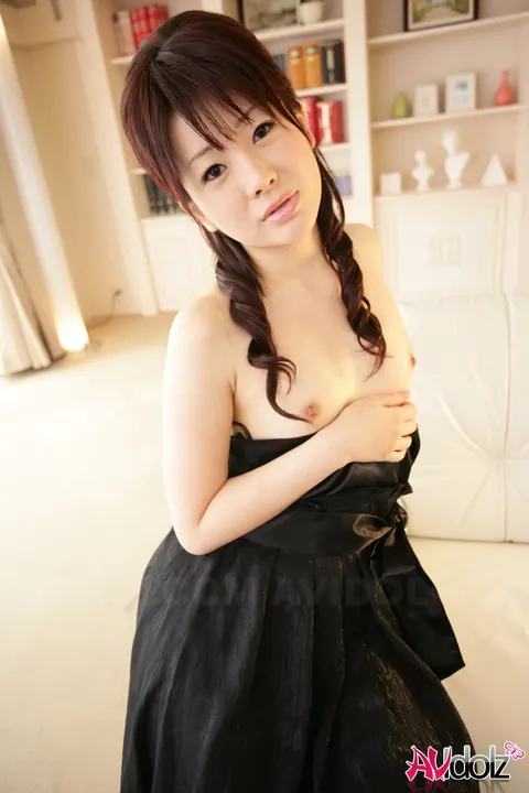 Hina Kawamura: Japanese Redhead Pulls Down Her Black Dress to Reveal Her Boobs – photo 8 of 15