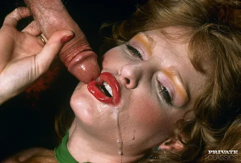 Hairy Redhead MILF Takes Two Men Outdoors for a Facial – photo 12 of 12