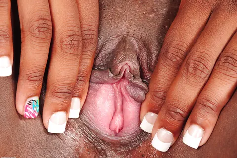 Lia Lyric: Blonde with Shaved Pussy Undresses and Spreads Wide – photo 14 of 16