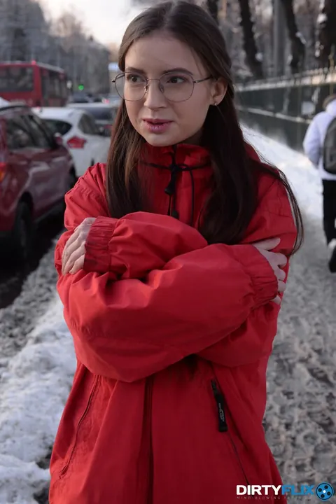 Taylor Krystal: Slim Brunette in Glasses Gets Fucked Outdoors – photo 1 of 20