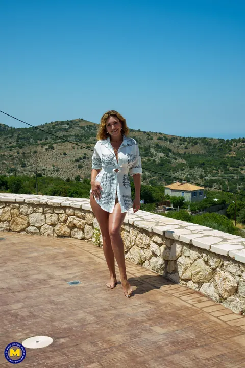 Jordan Perry: European Brunette MILFs Kiss and Touch by the Pool – photo 14 of 20