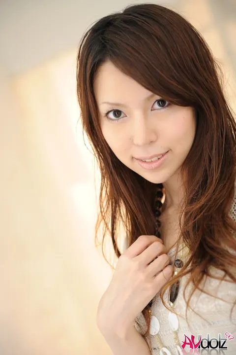 Japanese Redhead Poses in a Skirt and Heels in the Kitchen – photo 5 of 15