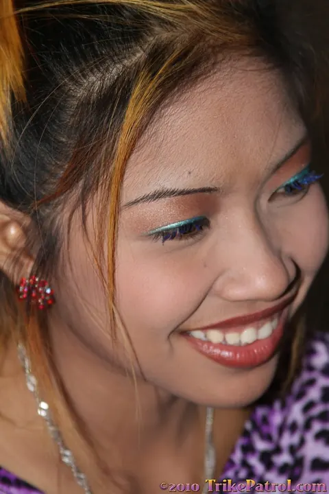 Filipina Undresses and Showers in the Bathroom – photo 1 of 21