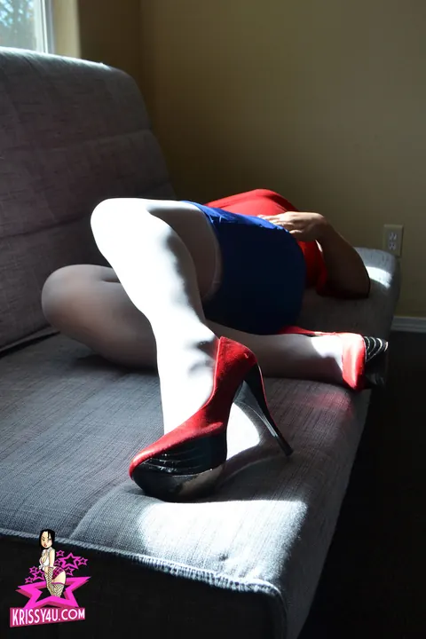 Asian Trans Woman Strips Nude and Masturbates – photo 7 of 16