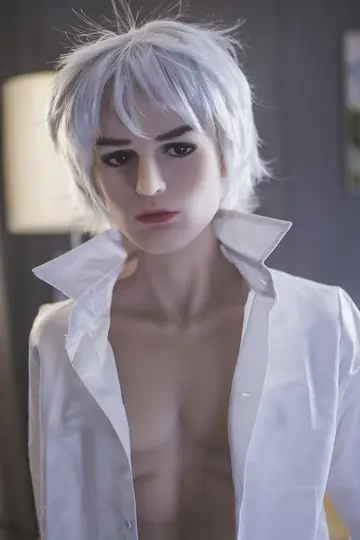 Platinum Blonde Strips Off Her Top and Shows Her Body