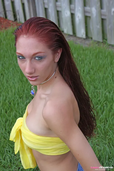Victoria Nelson: Woman Strips Nude and Poses with a Hose – photo 2 of 21