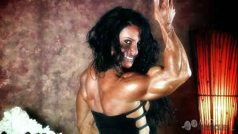 Debbie Bramwell: Brunette MILF Poses in the Gym – photo 6 of 21