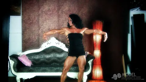 Debbie Bramwell: Brunette MILF Poses in the Gym – photo 5 of 21