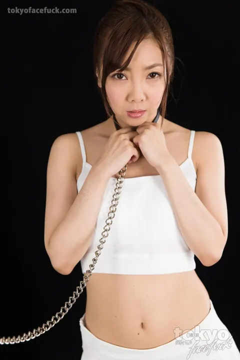 Thick Japanese Woman Gives a Blowjob Before Masturbating – photo 1 of 16