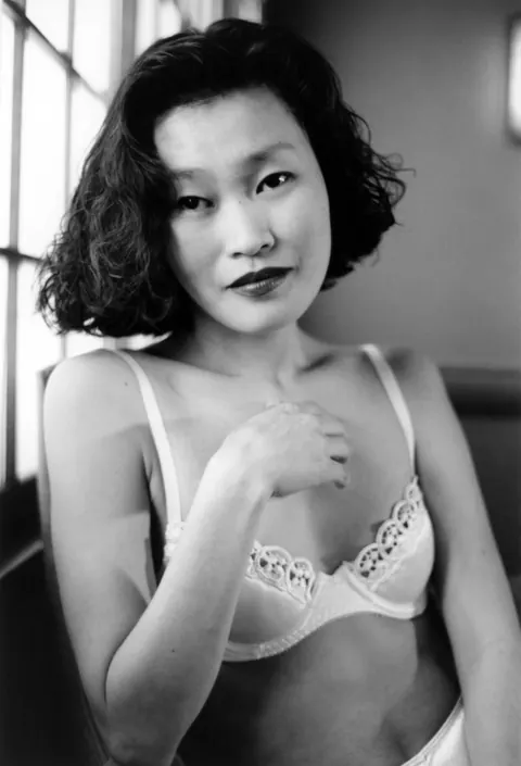 Petite Korean MILF Poses in Curly Hair – photo 11 of 20