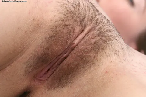 Thick Amateur Undresses and Spreads Her Hairy Pussy Wide – photo 12 of 16
