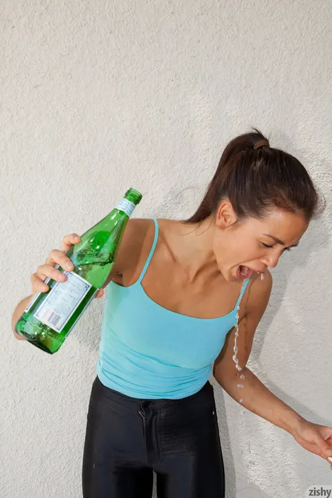Rebecca Montri: Petite Asian Brunette Poses in Workout Gear at the Gym – photo 6 of 11