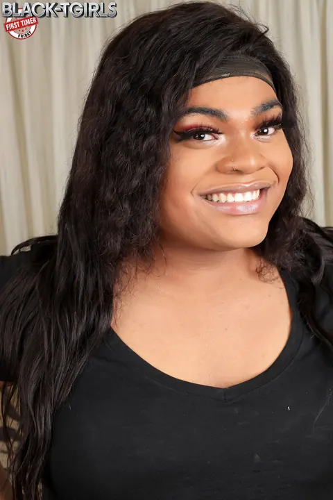 Curvy Ebony Trans Woman Strips and Cups Her Breasts Nude – photo 3 of 16