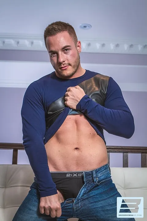Thick Bear Sucks Cock and Takes a Load on Body – photo 2 of 20