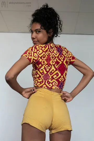 Busty African Latina Spreads Her Wet Pussy Wide