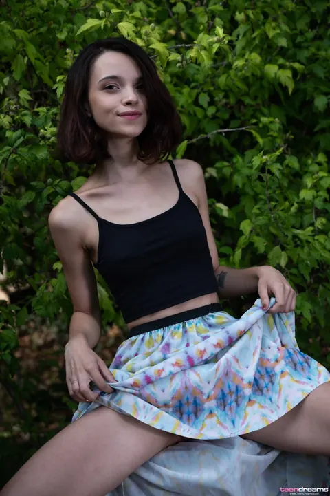 Ohana Petite: Skinny Woman Spreads Her Shaved Pussy Outdoors – photo 3 of 20
