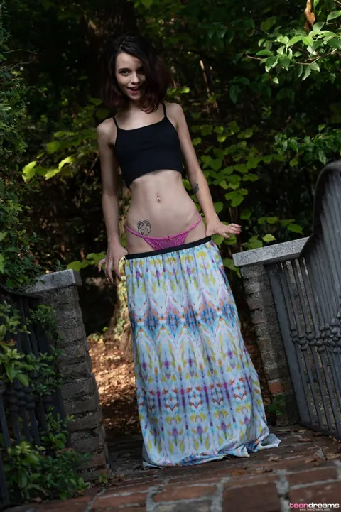 Ohana Petite: Skinny Woman Spreads Her Shaved Pussy Outdoors – photo 4 of 20
