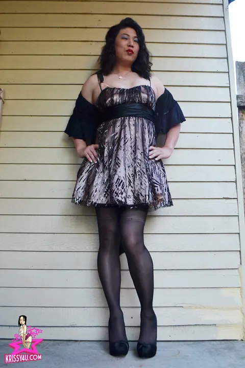 Curvy Asian Trans Woman Reveals Her Cock in a Skirt – photo 6 of 16