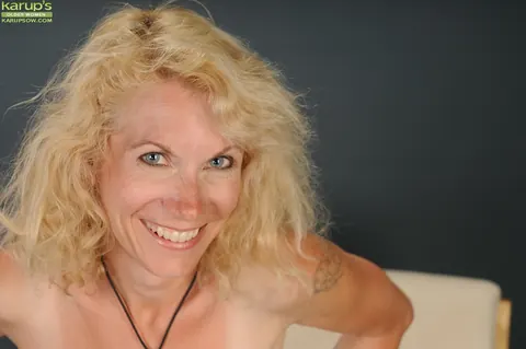 Shay Nollen: Thick Mature Blonde Strips Off Her Lingerie and Spreads Her Shaved Pussy – photo 7 of 16