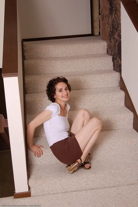 Slim Curly Amateur Spreads Her Hairy Pussy – photo 1 of 21