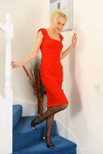 Skinny Blonde in a Dress Pulls Panties Aside and Spreads