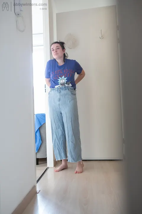 Australian Amateur PAWG Poses in Jeans and Panties – photo 21 of 21