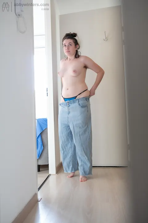 Australian Amateur PAWG Poses in Jeans and Panties – photo 12 of 21