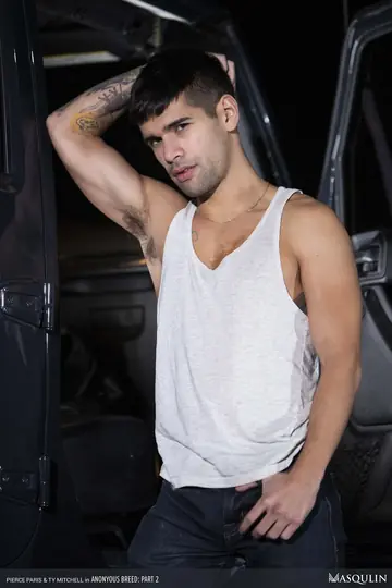 Two Men Give Handjobs and Fuck Anal in a Car Outdoors