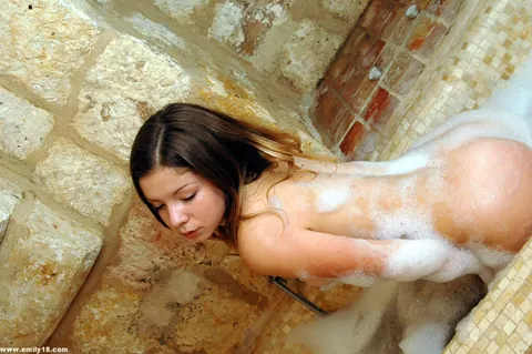 PAWG in Bubble Bath Fingers and Spreads – photo 7 of 15