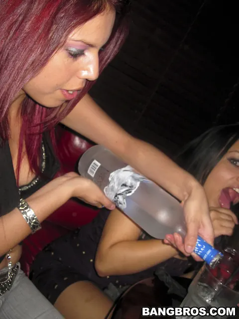 Abella Anderson: Thick Latina Brunette Has Group Sex in a Nightclub Selfie – photo 3 of 21