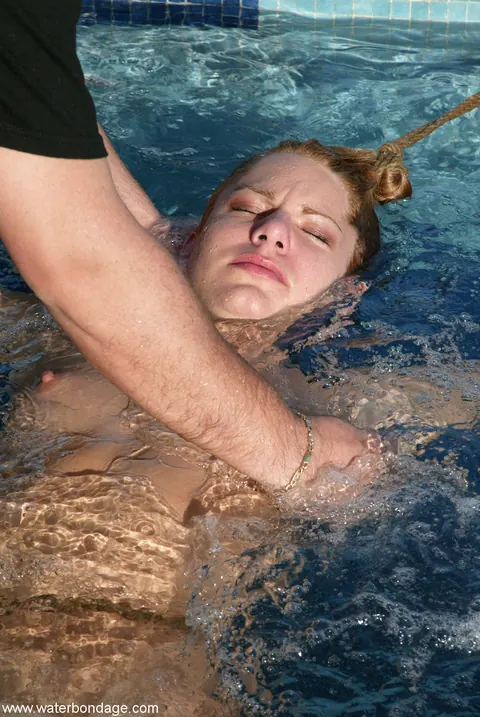 Jenny Lee: Slim Brunette MILF Bound for Dildo Play by the Pool – photo 10 of 20