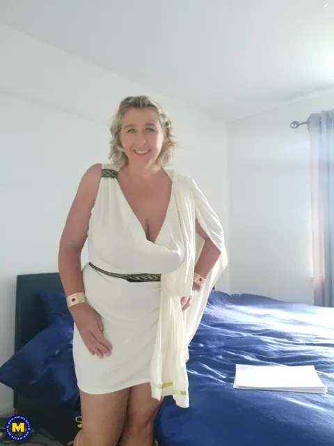 Mature European Blonde with Huge Tits Spreads Wide – photo 11 of 20