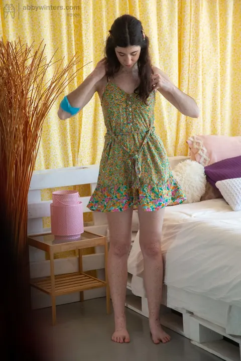 Tall Brunette in a Dress Pulls Panties Aside and Spreads – photo 19 of 20