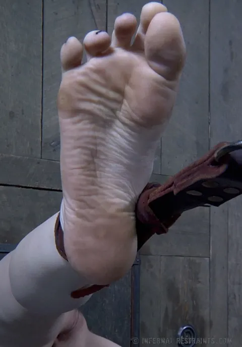 Delirious Hunter: Blonde MILF in Pantyhose and Boots Gets Bound and Uses a Dildo – photo 2 of 16