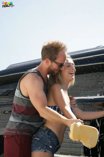 Slim Blonde PAWG Sucks and Gets Fucked Anal at the Car Wash